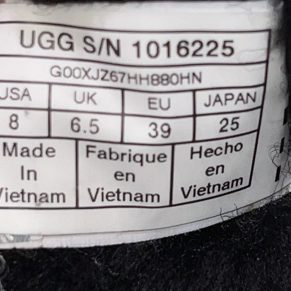 UGG Bailey Bow II - Picture 8 of 9